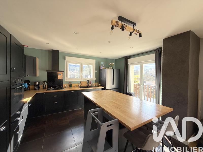 Maison - 130 m² - 5 pièces