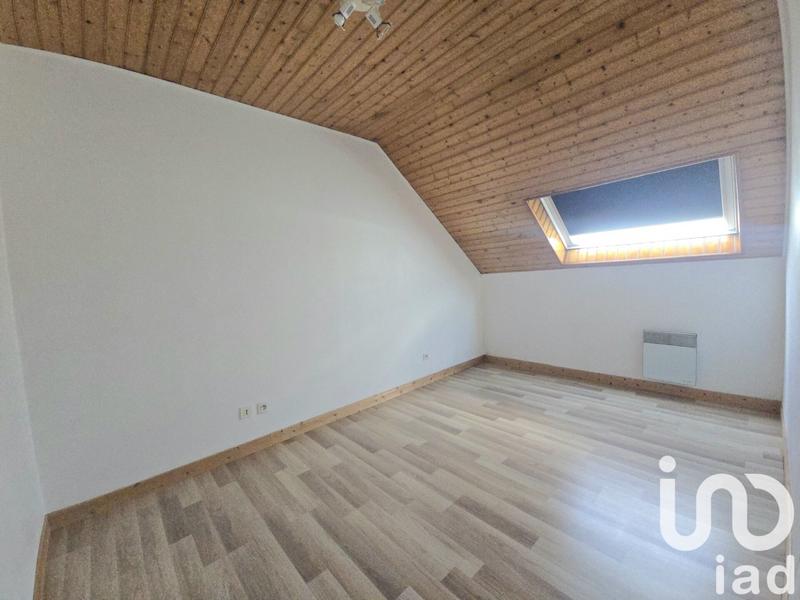 Appartement - 99 m² - 6 pièces