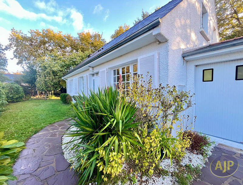 Maison - 139 m² - 6 pièces