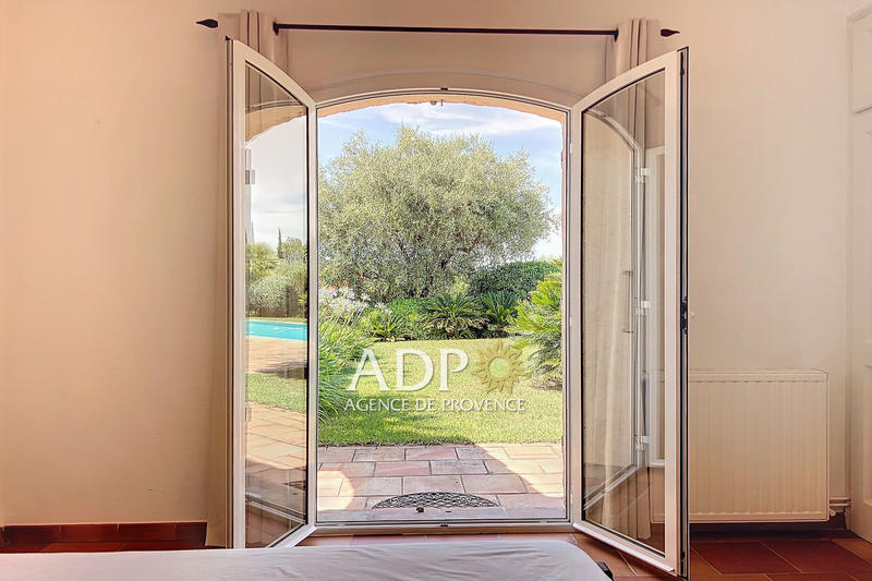 Maison - 194 m² - 6 pièces