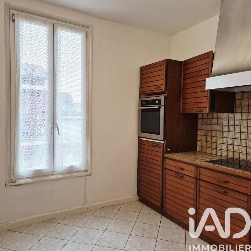 Maison - 94 m² - 5 pièces
