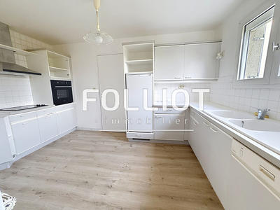 Maison - 84 m² - 5 pièces