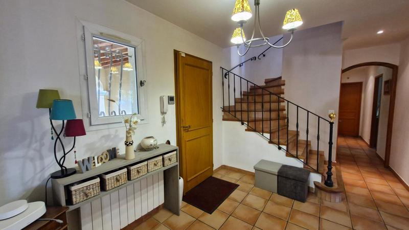 Maison - 151 m² - 5 pièces