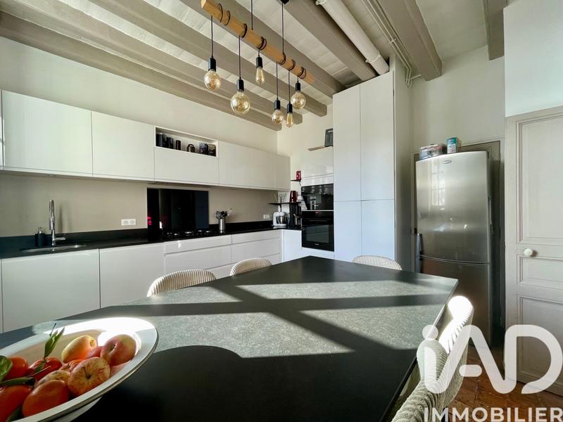 Duplex - 198 m² - 8 pièces