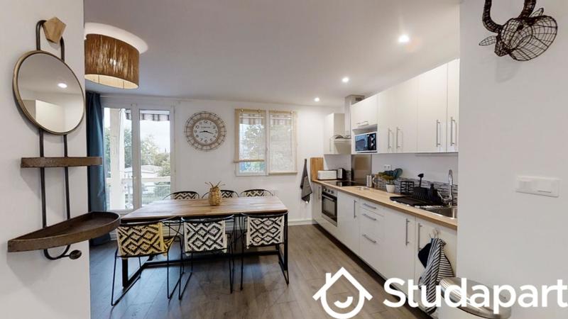 Chambre - 10 m² - 1 pièce