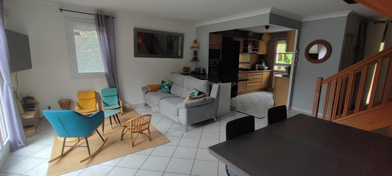 Maison - 94 m² - 5 pièces