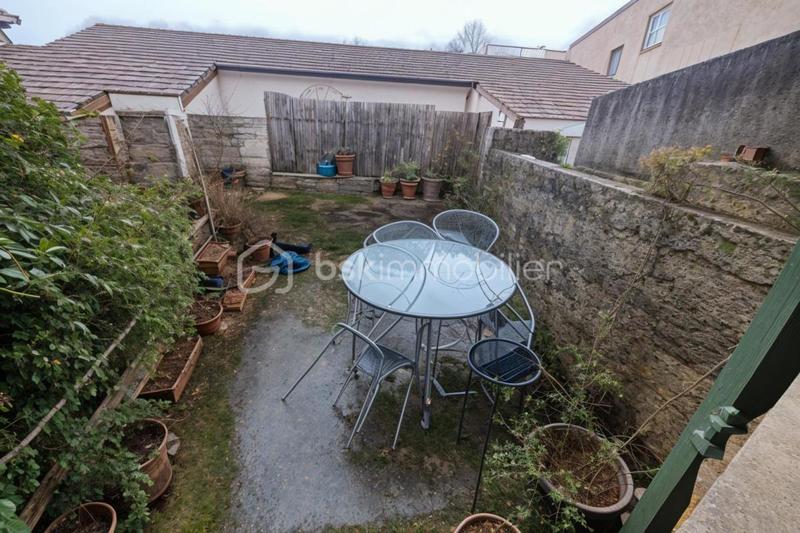 Maison de village - 94 m² - 4 pièces