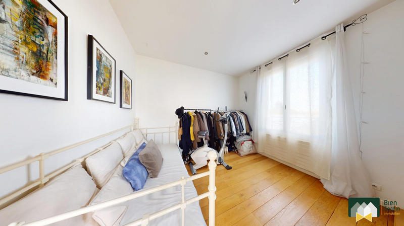 Maison - 103 m² - 5 pièces