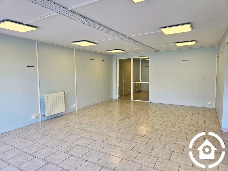 Local d'activités - 120 m²