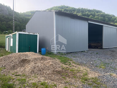 Maison - 240 m² - 2 pièces