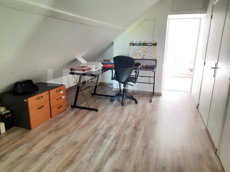 Maison - 104 m² - 4 pièces