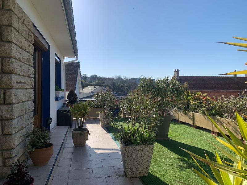 Maison - 164 m² - 5 pièces