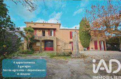 Maison - 255 m² - 10 pièces