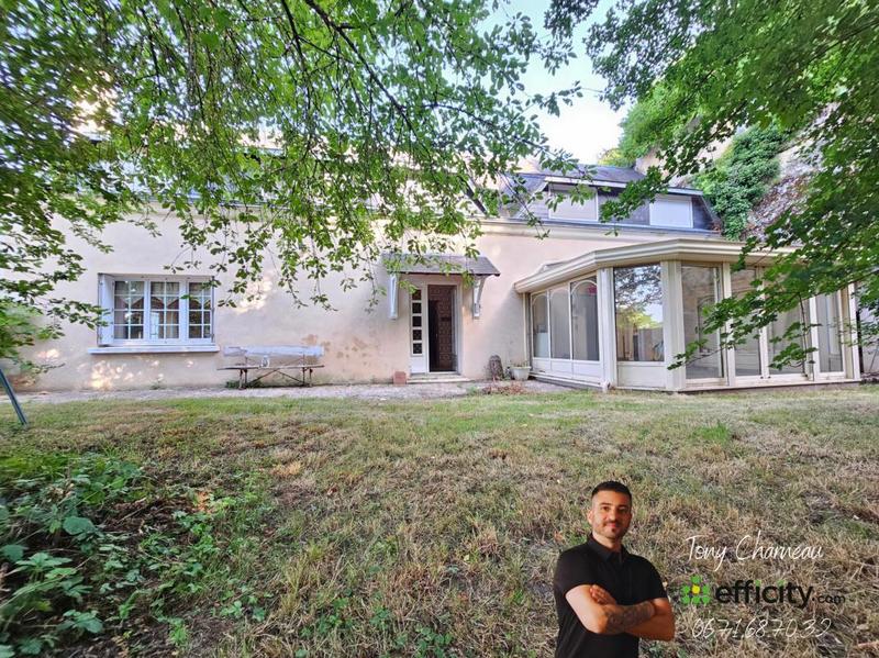 Maison - 280 m² - 6 pièces