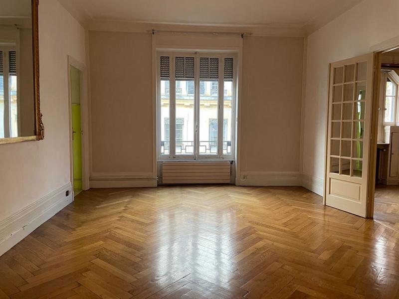 Appartement - 177 m² - 5 pièces