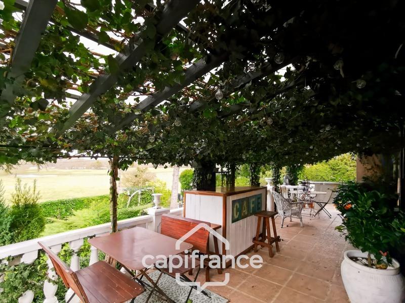 Maison - 190 m² - 7 pièces