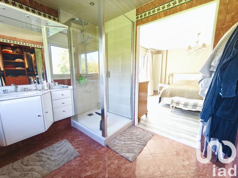 Maison - 339 m² - 7 pièces