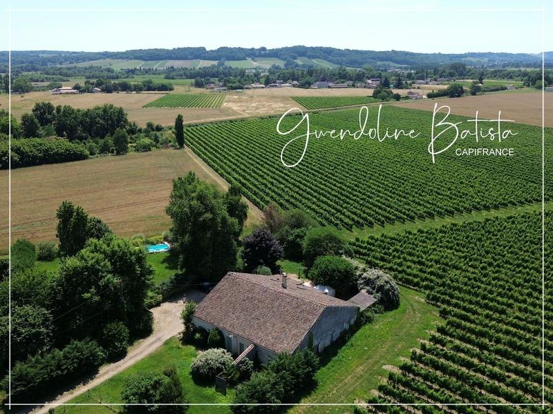 Maison en pierre - 300 m² - 7 pièces