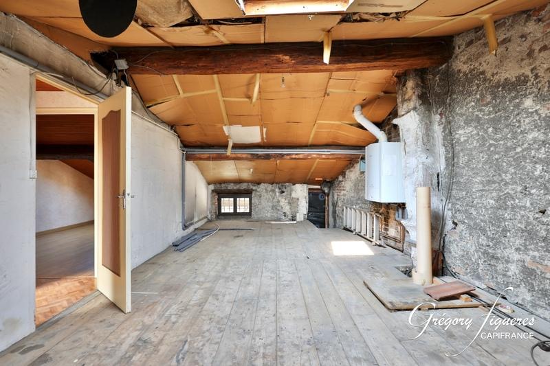 Maison - 143 m² - 8 pièces