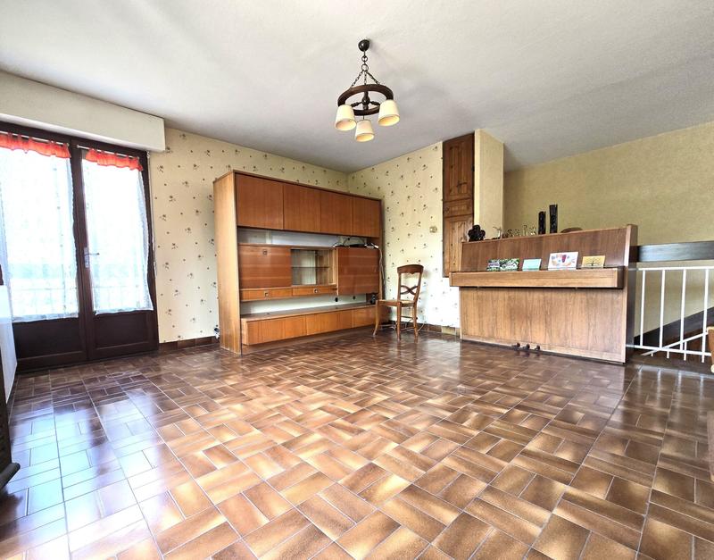 Maison - 175 m² - 7 pièces