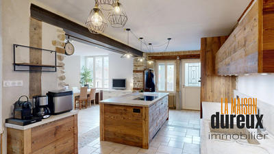 Maison ancienne - 170 m² - 6 pièces