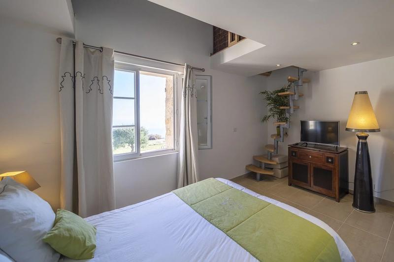 Mas - 220 m² - 6 pièces