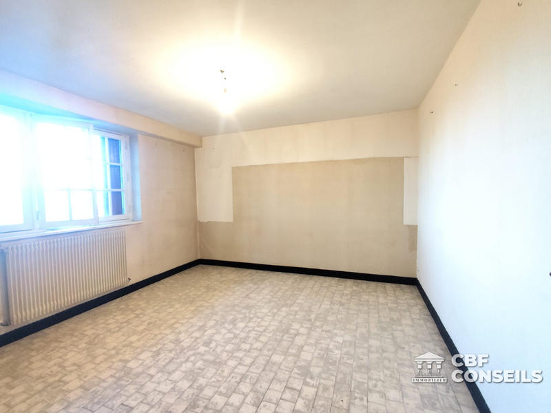 Maison - 160 m² - 8 pièces