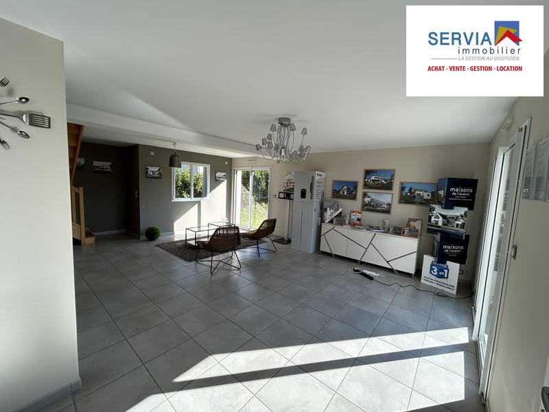 Maison - 104 m² - 5 pièces