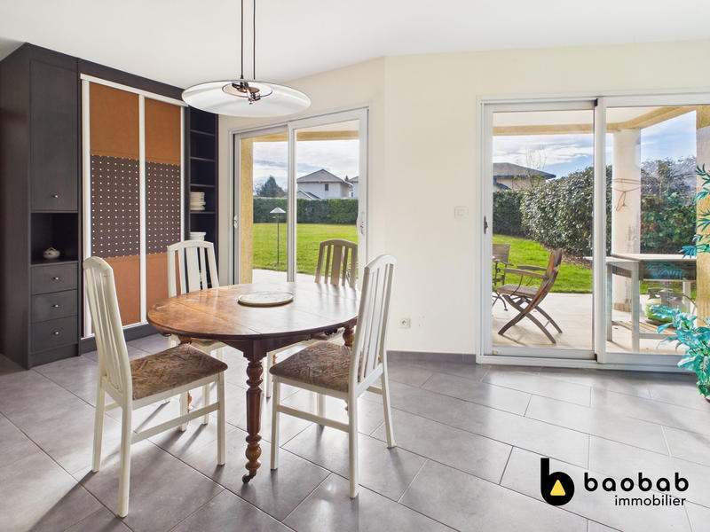 Maison - 192 m² - 5 pièces