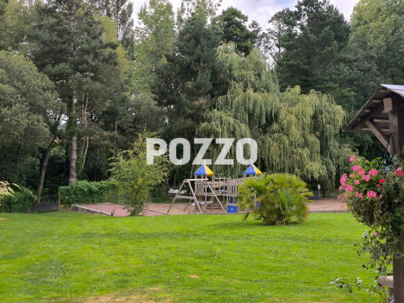 Maison - 153 m² - 15 pièces