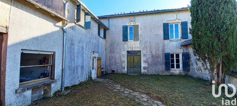 Maison - 487 m² - 13 pièces