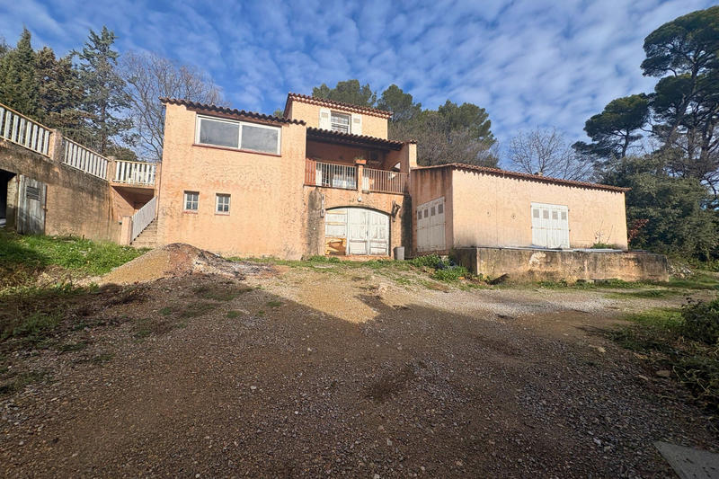 Maison - 165 m² - 6 pièces