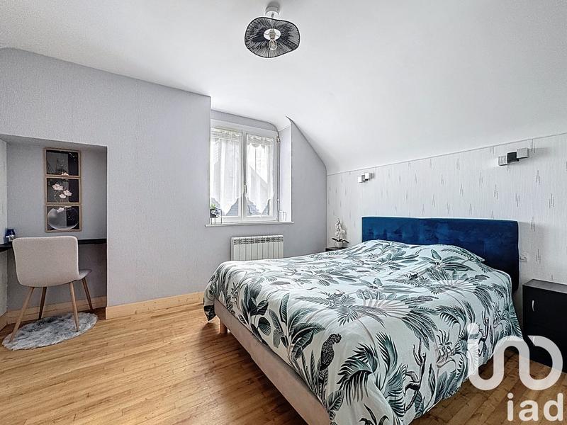 Maison - 92 m² - 6 pièces