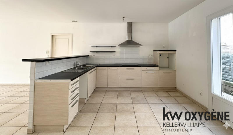 Maison - 122 m² - 4 pièces