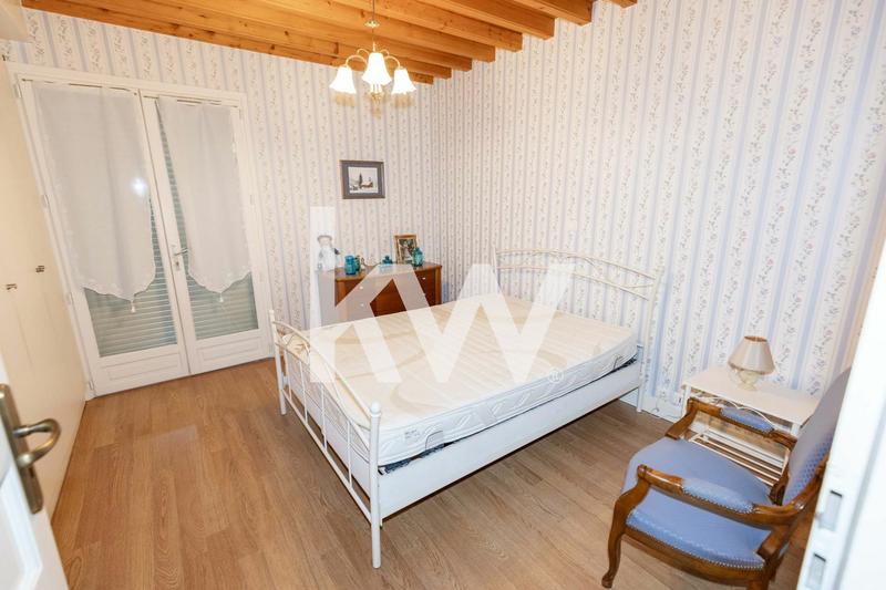 Maison - 287 m² - 8 pièces