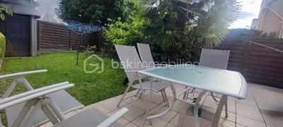 Maison jumelée - 110 m² - 5 pièces