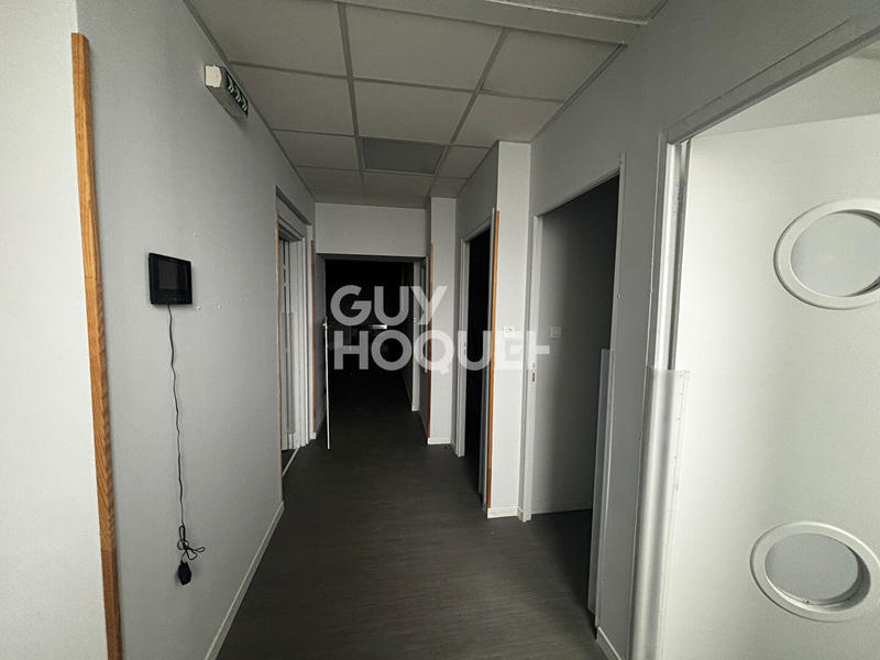 Local commercial - 240 m²