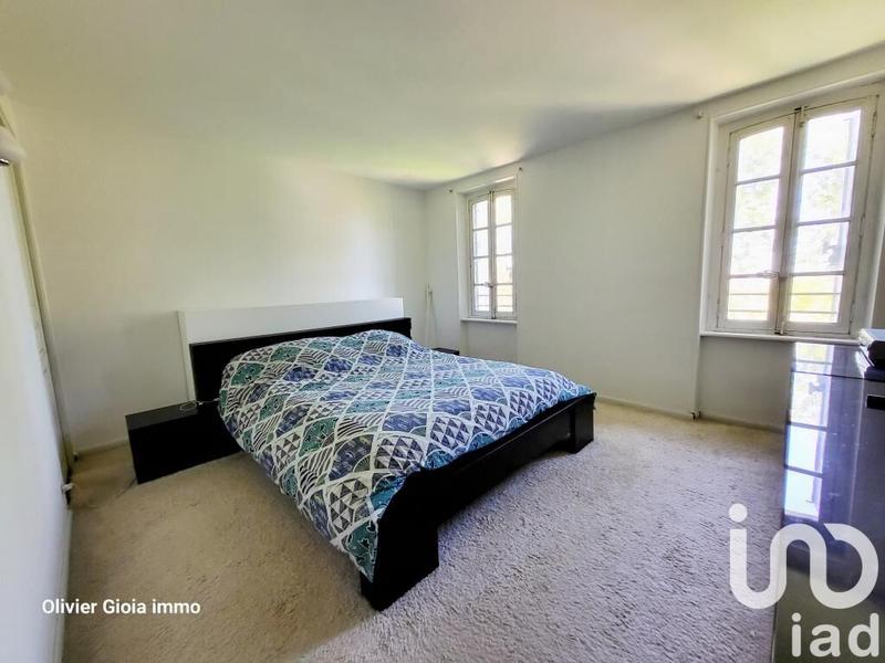 Maison - 275 m² - 11 pièces