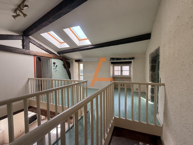 Duplex - 137 m² - 6 pièces