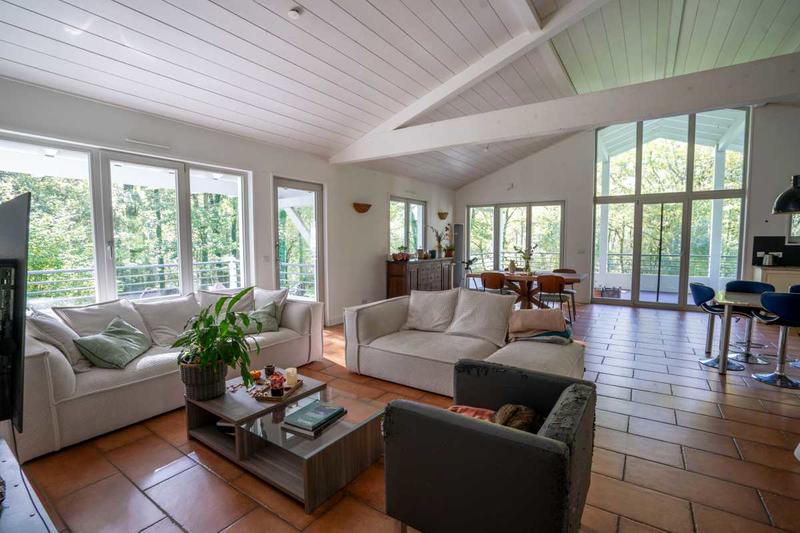 Maison - 181 m² - 5 pièces