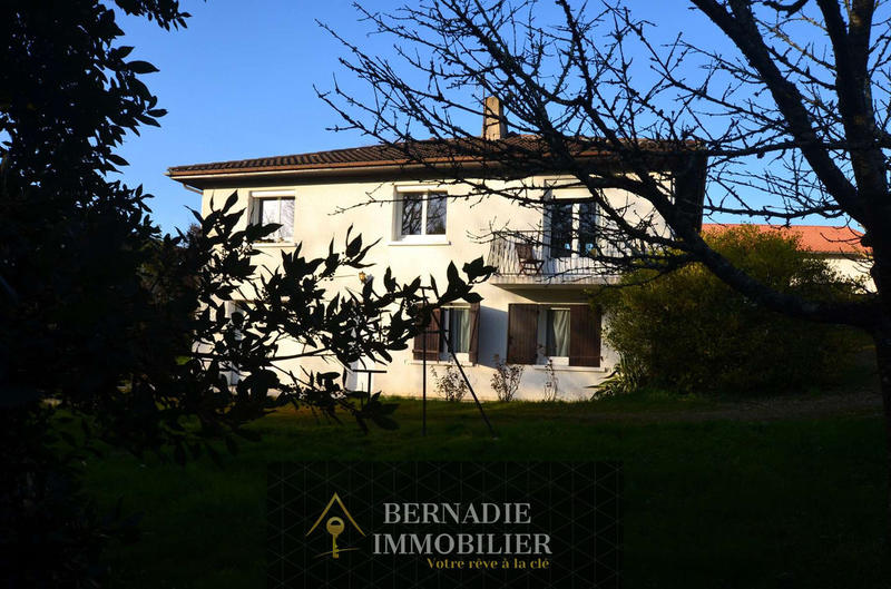 Maison - 112 m² - 4 pièces