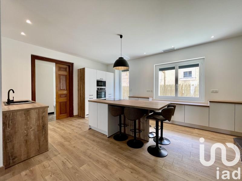 Maison - 286 m² - 7 pièces