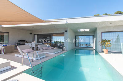 Maison - 190 m² - 5 pièces