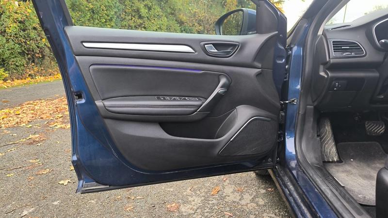 Renault Mégane Estate IV 1.5 Blue dCi 115 Edc6 Intens - Automatique