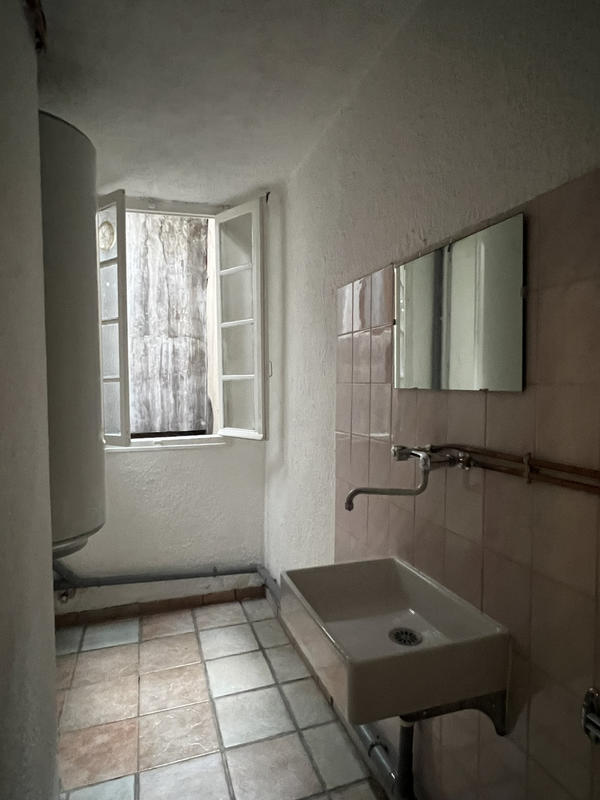 Appartement - 70 m² - 4 pièces