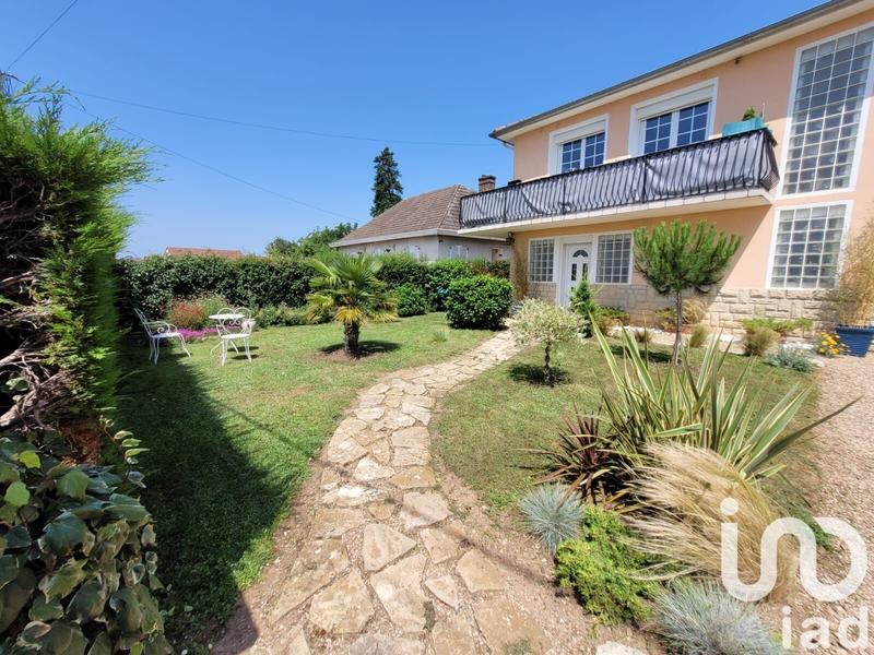 Maison - 151 m² - 7 pièces