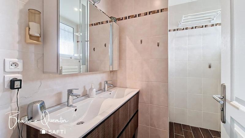 Maison - 135 m² - 6 pièces