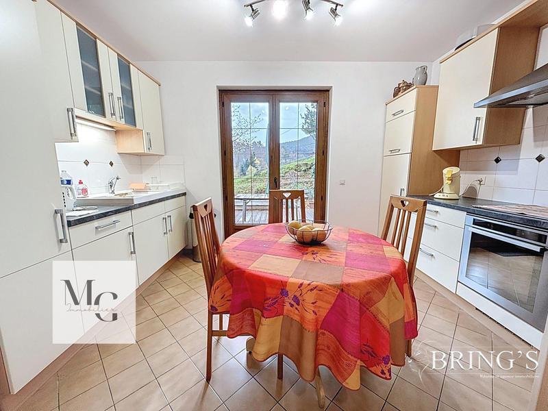 Maison - 96 m² - 4 pièces