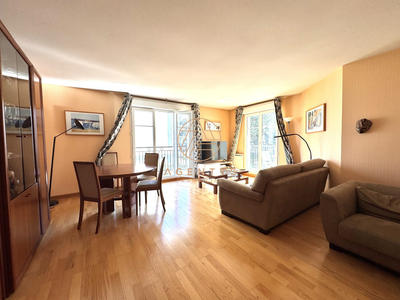 Appartement - 81 m² - 4 pièces