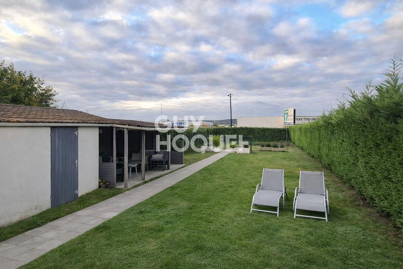 Maison - 140 m² - 8 pièces